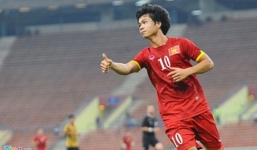 Công Phượng không mặc vừa chiếc áo số 10?